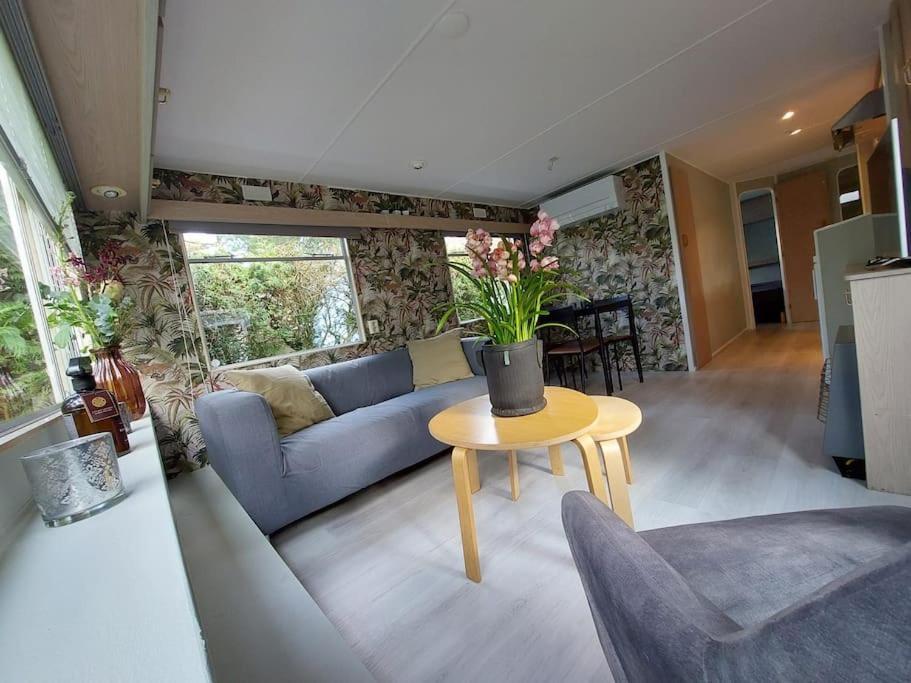 Te Huur: Leuke 4-Persoons Stacaravan Op Top Locatie! هونديرلو المظهر الخارجي الصورة