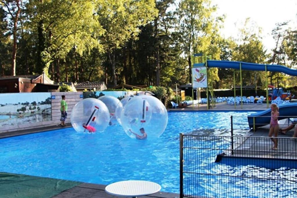 Te Huur: Leuke 4-Persoons Stacaravan Op Top Locatie! هونديرلو المظهر الخارجي الصورة
